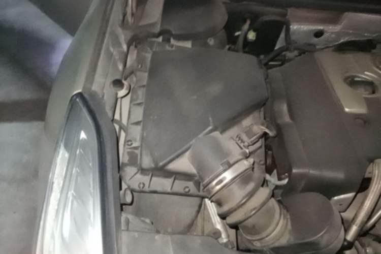 Used Cadillac XTS 2015 28T Comfort Model Engine Bay Right