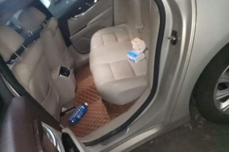 Used Cadillac XTS 2015 28T Comfort Model Left Rear Seat