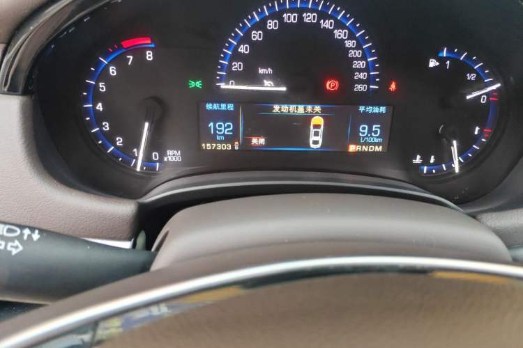 Used Cadillac XTS 2015 28T Comfort Model Odometer Close Up