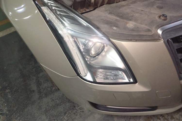 Used Cadillac XTS 2015 28T Comfort Model Right Front Headlight