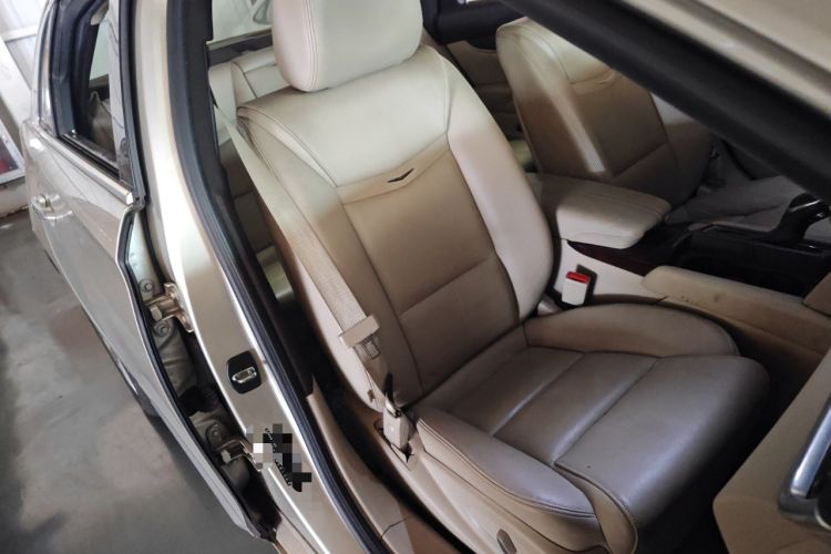 Used Cadillac XTS 2015 28T Comfort Model Right Front Seat