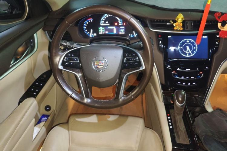 Used Cadillac XTS 2015 28T Comfort Model Steering Wheel