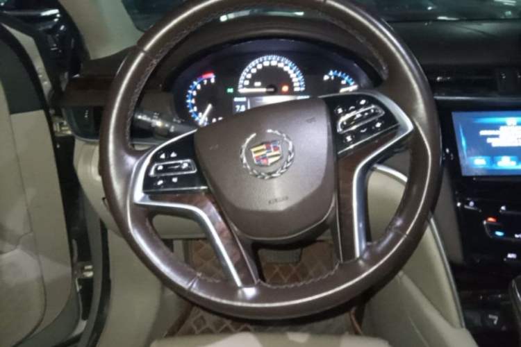 Used Cadillac XTS 2015 28T Comfort Model Steering Wheel