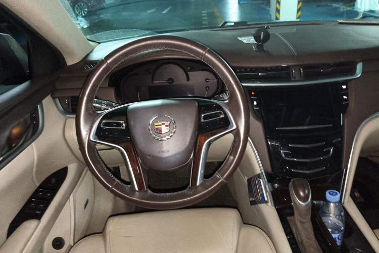 Used Cadillac XTS 2015 28T Comfort Model Steering Wheel