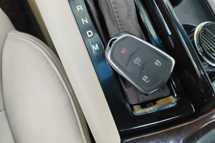 Used Cadillac XTS 2015 28T Comfort Model Vehicle Key