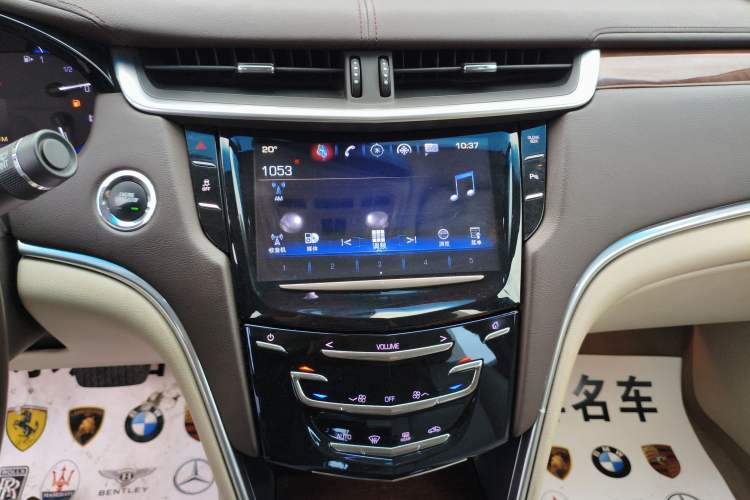 Used Cadillac XTS 2016 28T Elite Edition Audio And AC Panel