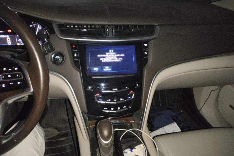 Used Cadillac XTS 2016 28T Tech Edition Audio And AC Panel