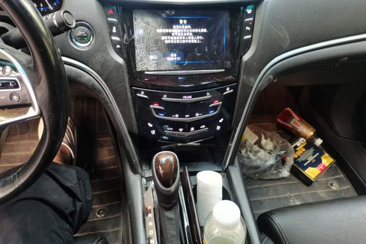Used Cadillac XTS 2016 28T Luxury Model Audio And AC Panel