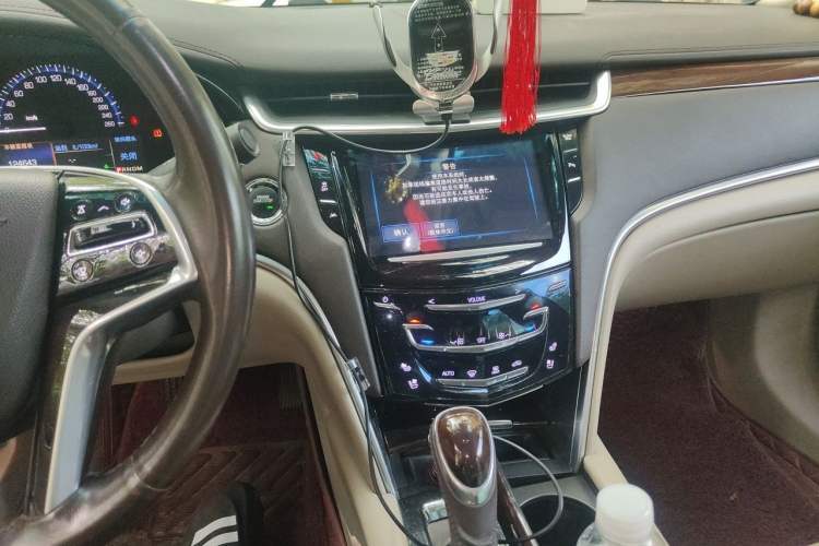 Used Cadillac XTS 2016 28T Luxury Model Audio And AC Panel