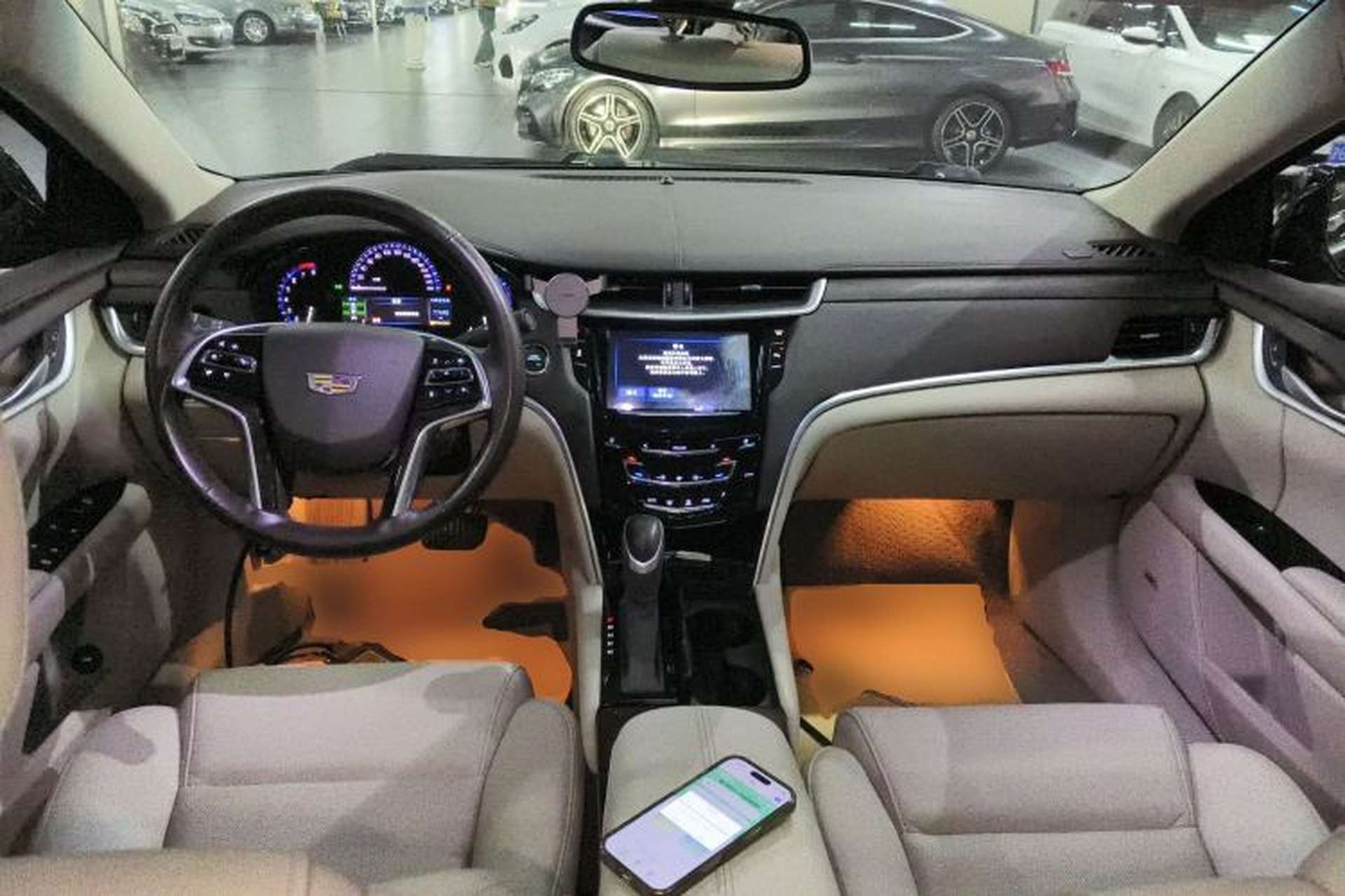 Used Cadillac XTS 2016 28T Tech Edition Center Console