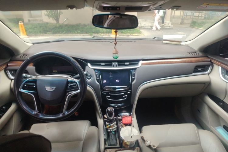 Used Cadillac XTS 2016 28T Elite Edition Center Console