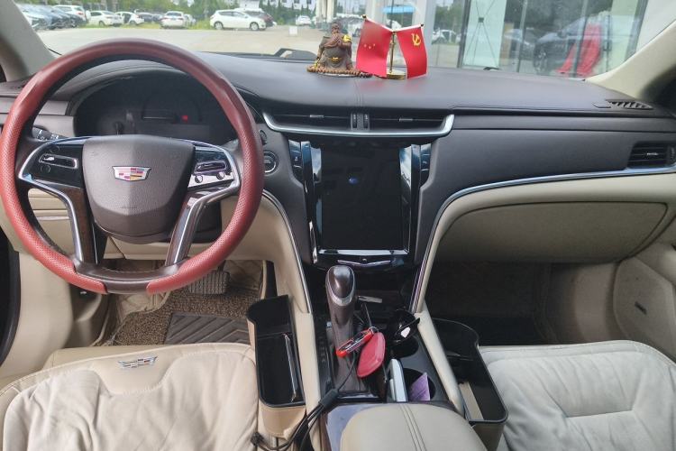 Used Cadillac XTS 2016 28T Elite Edition Center Console
