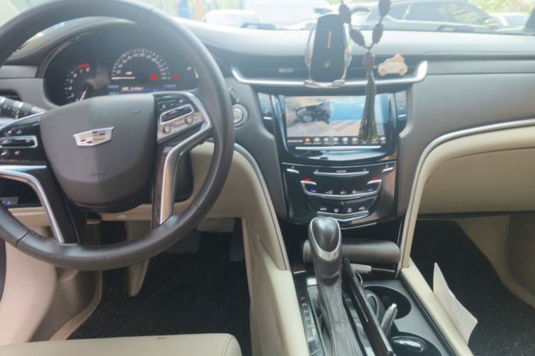 Used Cadillac XTS 2016 28T Tech Edition Center Console