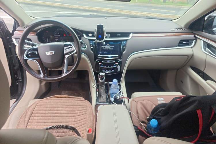 Used Cadillac XTS 2016 28T Elite Edition Center Console