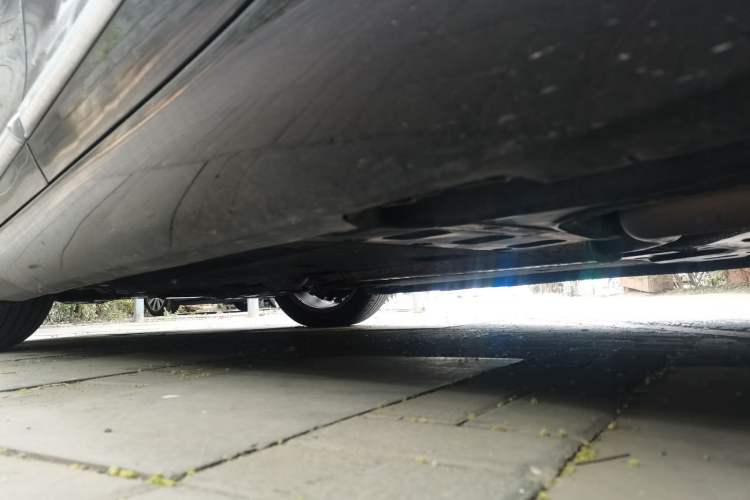 Used Cadillac XTS 2016 28T Luxury Model Chassis Rear Left