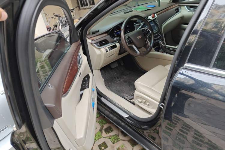 Used Cadillac XTS 2016 28T Luxury Model Driver Seat