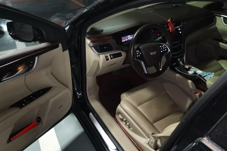 Used Cadillac XTS 2016 28T Elite Edition Driver Seat