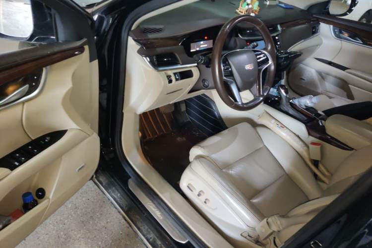 Used Cadillac XTS 2016 28T Elite Edition Driver Seat