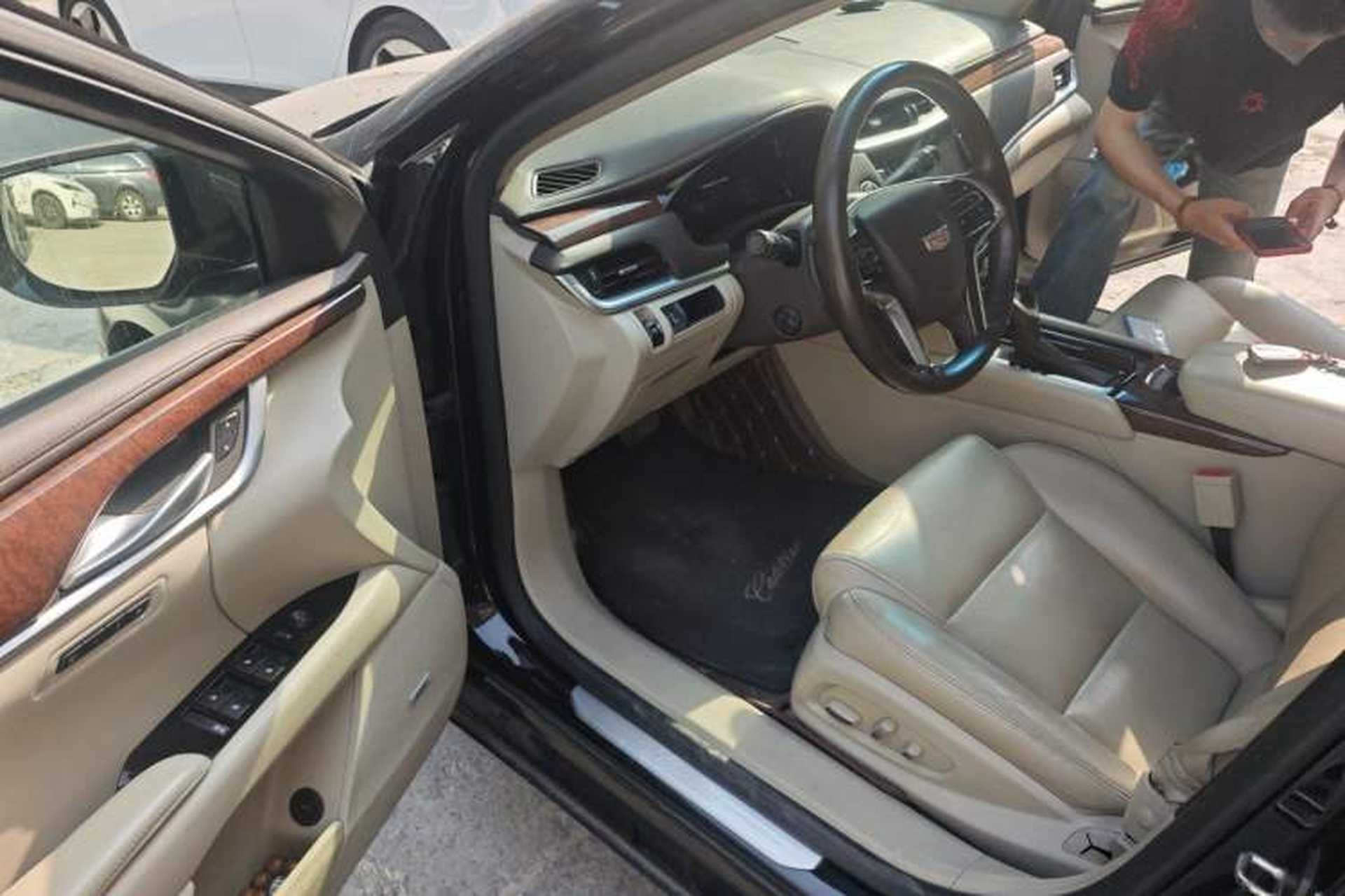 Used Cadillac XTS 2016 28T Luxury Model Driver Seat