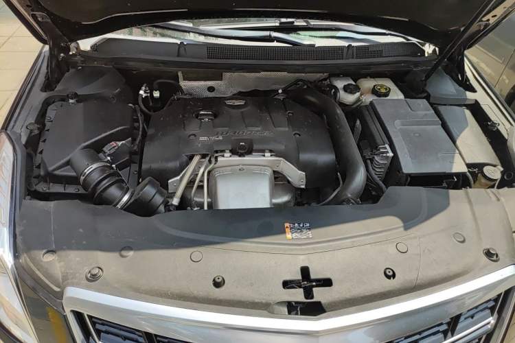 Used Cadillac XTS 2016 28T Luxury Model Engine Bay