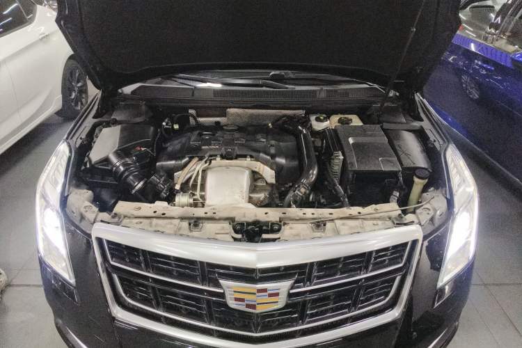 Used Cadillac XTS 2016 28T Tech Edition Engine Bay