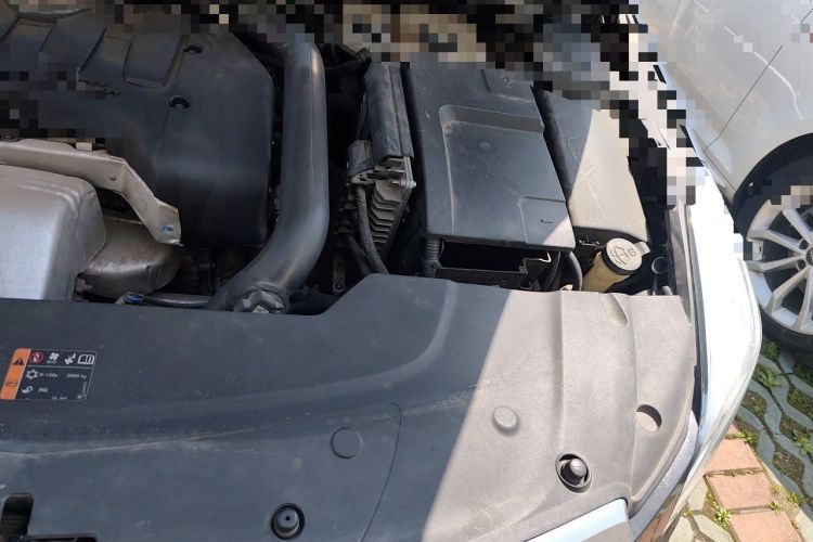 Used Cadillac XTS 2016 28T Tech Edition Engine Bay Left