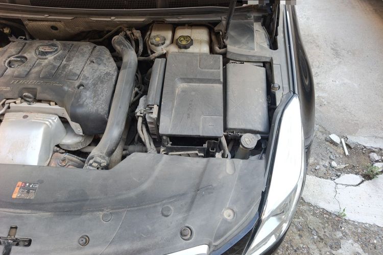 Used Cadillac XTS 2016 28T Tech Edition Engine Bay Left