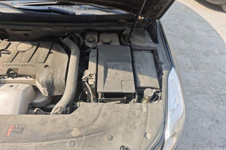Used Cadillac XTS 2016 28T Luxury Model Engine Bay Left
