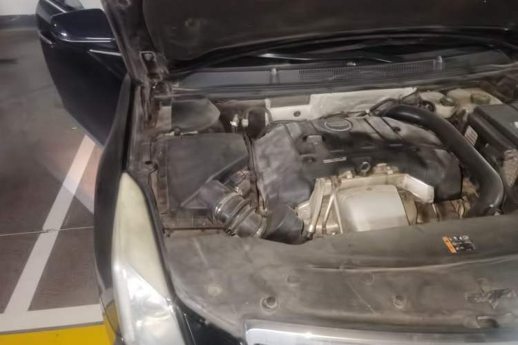 Used Cadillac XTS 2016 28T Tech Edition Engine Bay Right