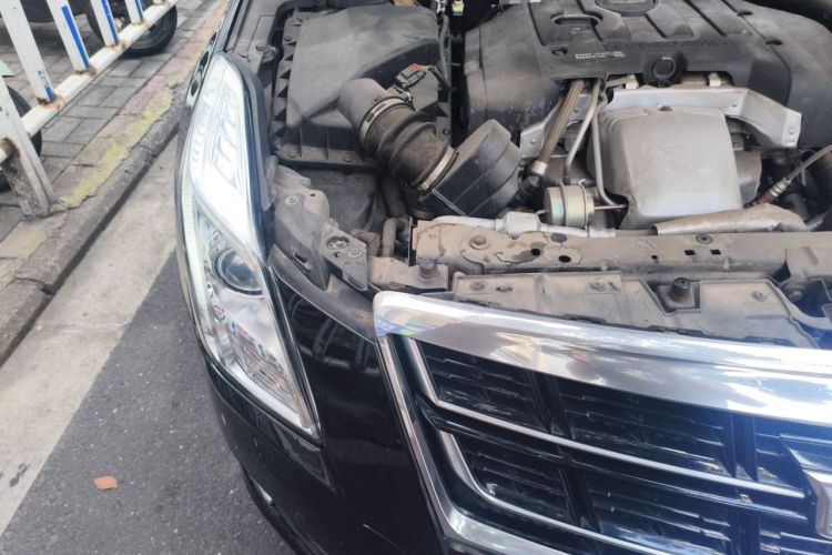 Used Cadillac XTS 2016 28T Tech Edition Engine Bay Right
