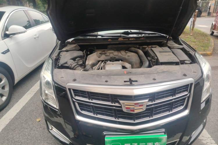 Used Cadillac XTS 2016 28T Elite Edition Engine Bay Right
