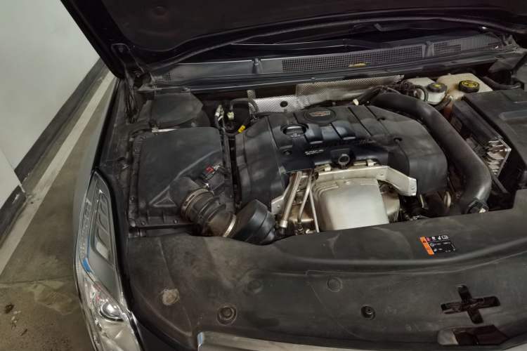Used Cadillac XTS 2016 28T Tech Edition Engine Bay Right