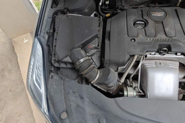 Used Cadillac XTS 2016 28T Luxury Model Engine Bay Right