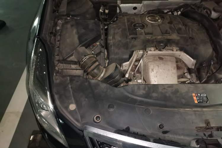 Used Cadillac XTS 2016 28T Elite Edition Engine Bay Right