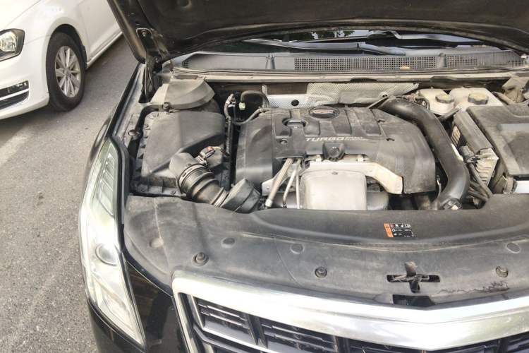 Used Cadillac XTS 2016 28T Tech Edition Engine Bay Right