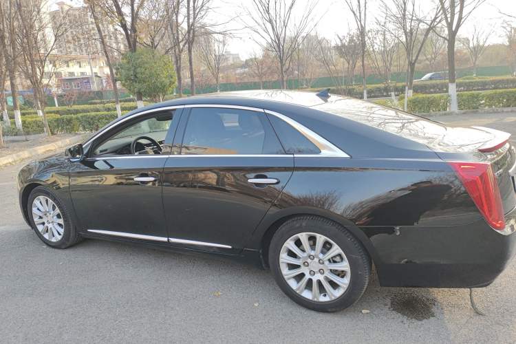 Used Cadillac XTS 2016 28T Tech Edition Exterior 3