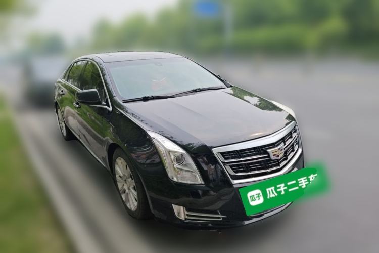 Used Cadillac XTS 2016 28T Elite Edition Front Right 45 Deg