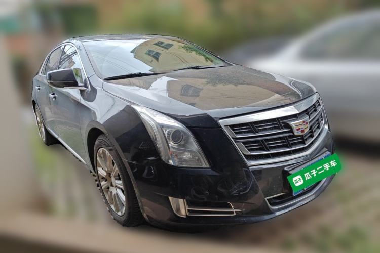Used Cadillac XTS 2016 28T Luxury Model Front Right 45 Deg
