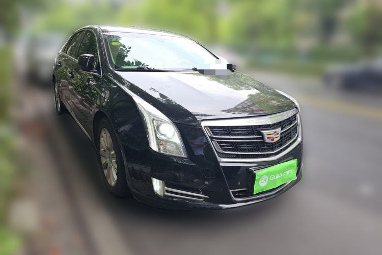 Used Cadillac XTS 2016 28T Elite Edition Front Right 45 Deg