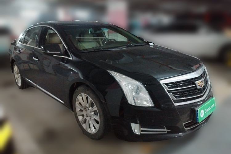 Used Cadillac XTS 2016 28T Elite Edition Front Right 45 Deg