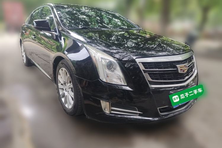 Used Cadillac XTS 2016 28T Luxury Model Front Right 45 Deg