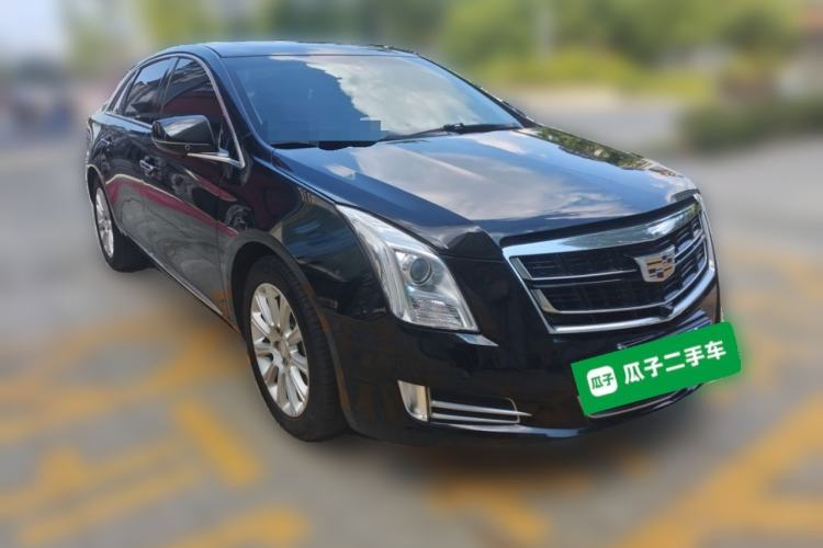 Used Cadillac XTS 2016 28T Elite Edition Front Right 45 Deg