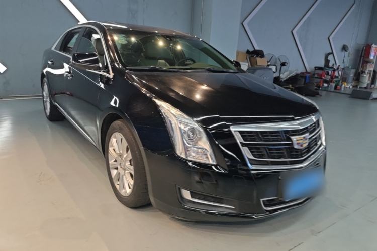 Used Cadillac XTS 2016 28T Tech Edition Front Right 45 Deg