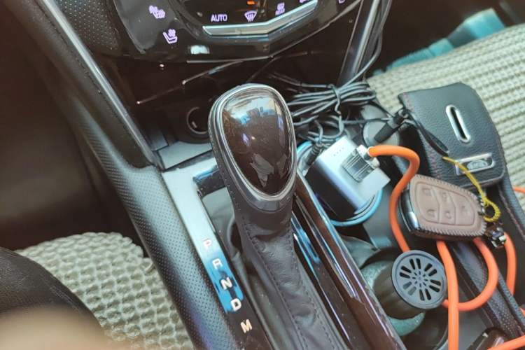 Used Cadillac XTS 2016 28T Luxury Model Gear Lever