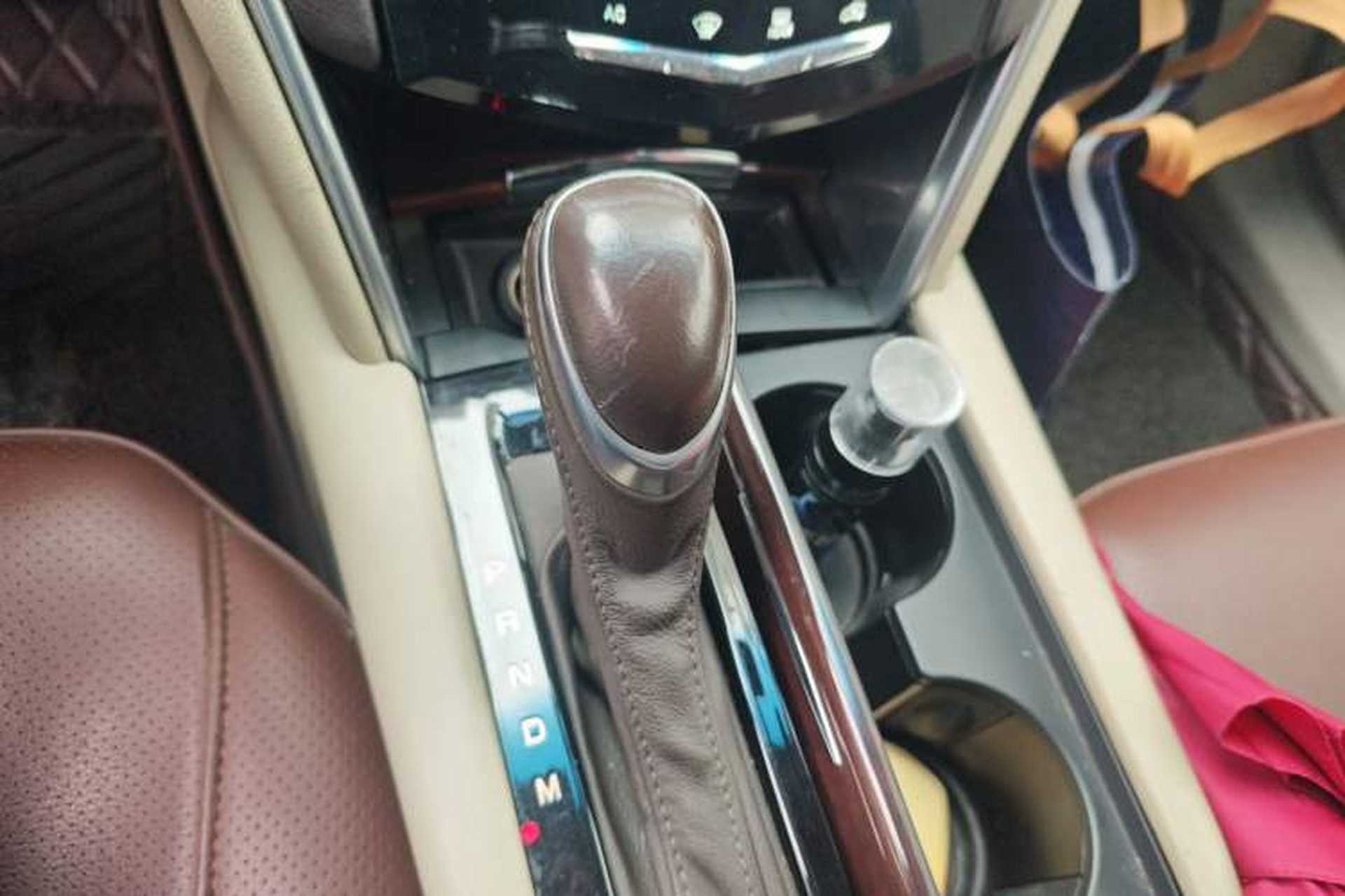 Used Cadillac XTS 2016 28T Tech Edition Gear Lever
