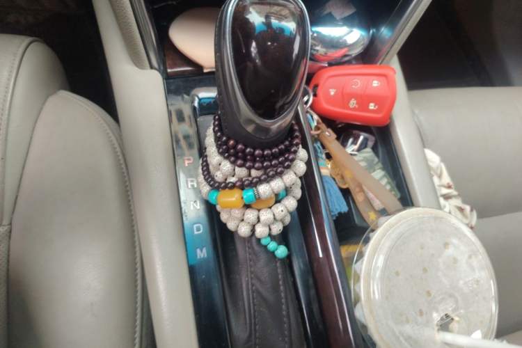Used Cadillac XTS 2016 28T Elite Edition Gear Lever