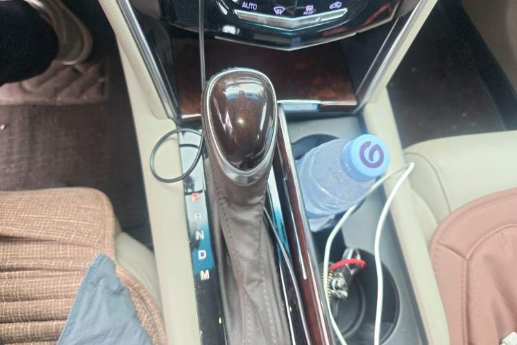Used Cadillac XTS 2016 28T Elite Edition Gear Lever