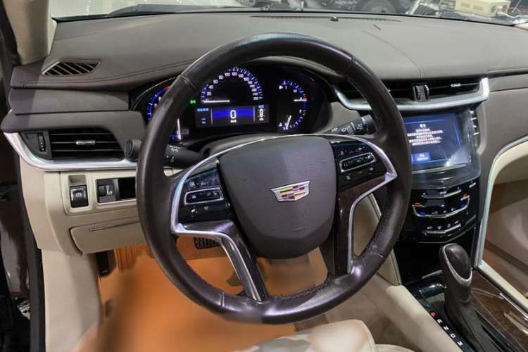 Used Cadillac XTS 2016 28T Tech Edition Interior 11