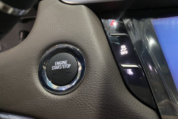Used Cadillac XTS 2016 28T Tech Edition Interior 5