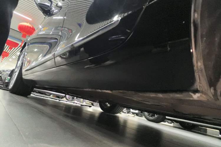 Used Cadillac XTS 2016 28T Tech Edition Left Side Sill